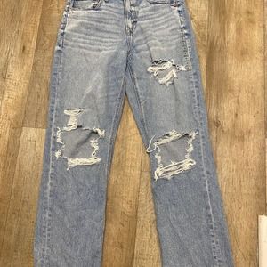 AEO Curvy 90’s Straight Jeans NWT Sz 8